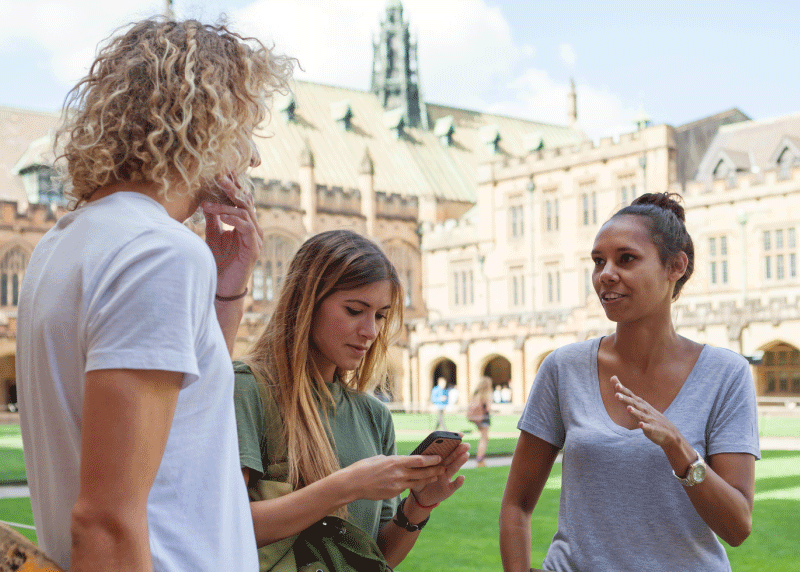 Teaching students in discussion outside university