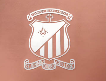 natlaie-school-emblem