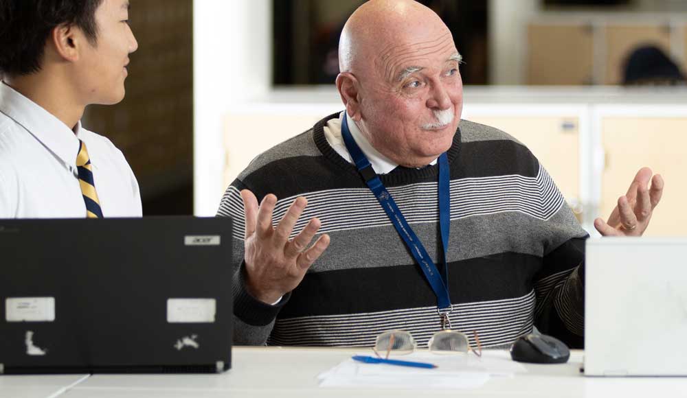 spotlight-landing-cm